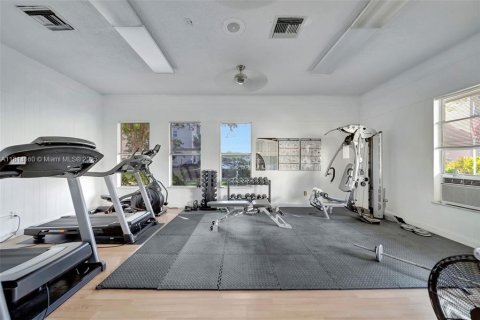 Condominio en venta en Lauderdale Lakes, Florida, 2 dormitorios, 80.36 m2 № 1874384 - foto 20