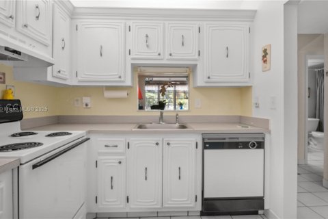 Condominio en venta en Lauderdale Lakes, Florida, 2 dormitorios, 80.36 m2 № 1874384 - foto 4