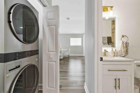 Casa en venta en Tampa, Florida, 3 dormitorios, 143.91 m2 № 1615432 - foto 16