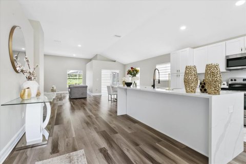 Casa en venta en Tampa, Florida, 3 dormitorios, 143.91 m2 № 1615432 - foto 7