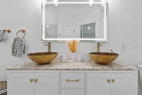 Casa en venta en Tampa, Florida, 3 dormitorios, 143.91 m2 № 1615432 - foto 14