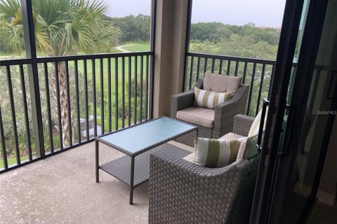 Condo in Lakewood Ranch, Florida, 2 bedrooms in LAKEWOOD NATIONAL  № 220781 - photo 5