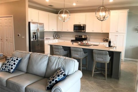 Condo in Lakewood Ranch, Florida, 2 bedrooms in LAKEWOOD NATIONAL  № 220781 - photo 6