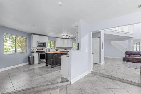 Villa ou maison à vendre à Ormond Beach, Floride: 3 chambres, 229.28 m2 № 2138316 - photo 12
