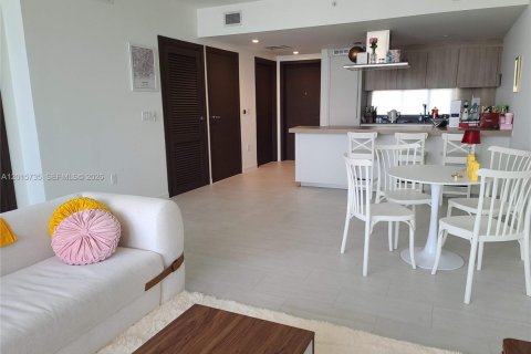 Copropriété à vendre à Miami, Floride: 1 chambre, 77.95 m2 № 2383254 - photo 12