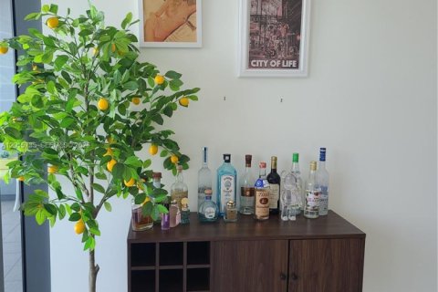 Copropriété à vendre à Miami, Floride: 1 chambre, 77.95 m2 № 2383254 - photo 10