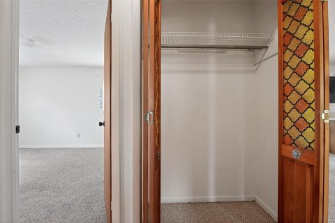House in Ocala, Florida 2 bedrooms, 91.42 sq.m. № 2091792 - photo 26