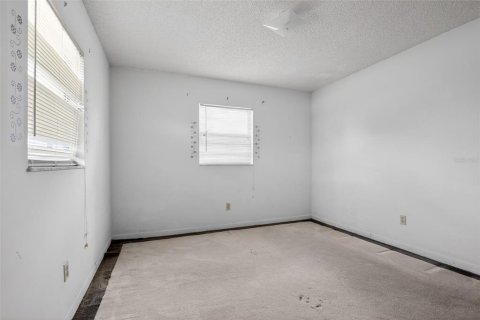 House in Ocala, Florida 2 bedrooms, 91.42 sq.m. № 2091792 - photo 14