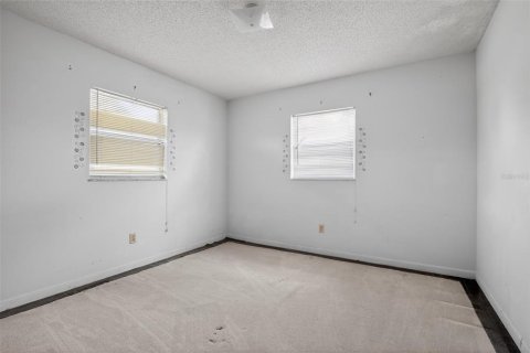 House in Ocala, Florida 2 bedrooms, 91.42 sq.m. № 2091792 - photo 9