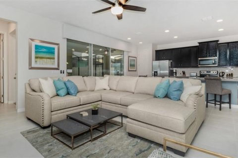 Casa en venta en Kissimmee, Florida, 4 dormitorios, 239.78 m2 № 1826390 - foto 13