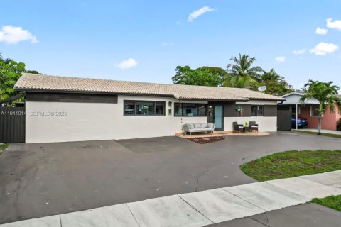 Casa en Miami, Florida 4 dormitorios, 210.8 m2 № 1999835