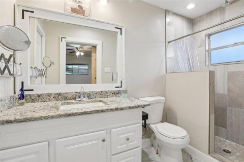 House in Port Richey, Florida 3 bedrooms, 137.03 sq.m. № 1817564 - photo 23