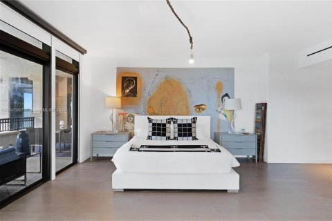 Condo in Miami Beach, Florida, 4 bedrooms  № 1855072 - photo 23