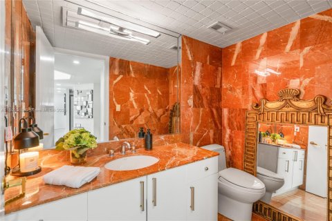 Copropriété à vendre à Miami, Floride: 3 chambres, 258.55 m2 № 1946482 - photo 27