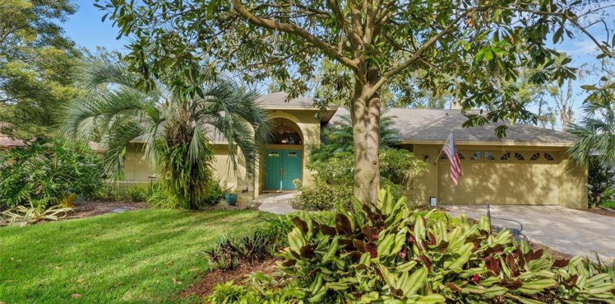 House in Mulberry, Florida 3 bedrooms, 196.58 sq.m. № 1563554