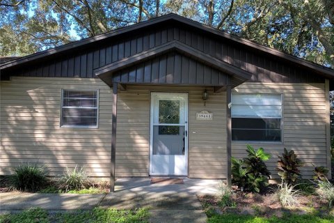 Villa ou maison à louer à Zephyrhills, Floride: 2 chambres, 101.45 m2 № 2229749 - photo 4