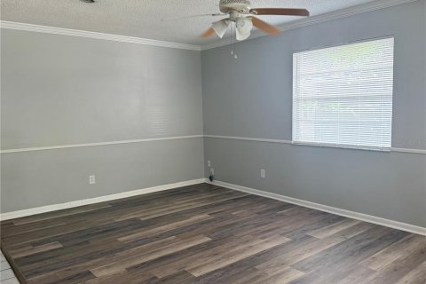 Villa ou maison à louer à Zephyrhills, Floride: 2 chambres, 101.45 m2 № 2229749 - photo 17