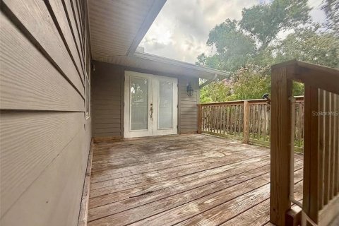 Apartment in Winter Haven, Florida 3 bedrooms, 137.87 sq.m. № 2196035 - photo 18