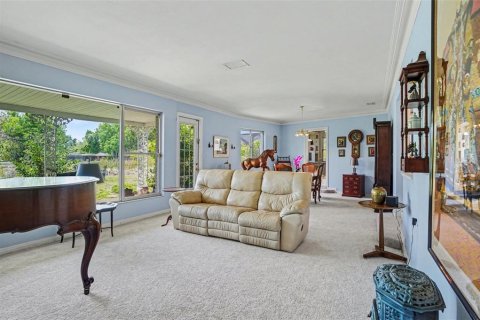 House in Tampa, Florida 3 bedrooms, 265.33 sq.m. № 2116115 - photo 6