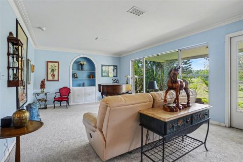 House in Tampa, Florida 3 bedrooms, 265.33 sq.m. № 2116115 - photo 7