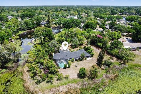 House in Tampa, Florida 3 bedrooms, 265.33 sq.m. № 2116115 - photo 30