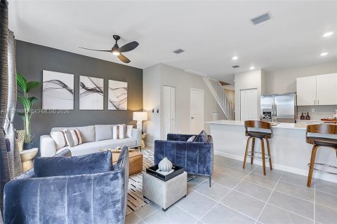 Adosado en venta en Homestead, Florida, 3 dormitorios, 143.53 m2 № 2031347 - foto 20