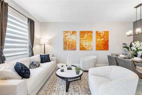 Adosado en venta en Homestead, Florida, 3 dormitorios, 143.53 m2 № 2031347 - foto 7