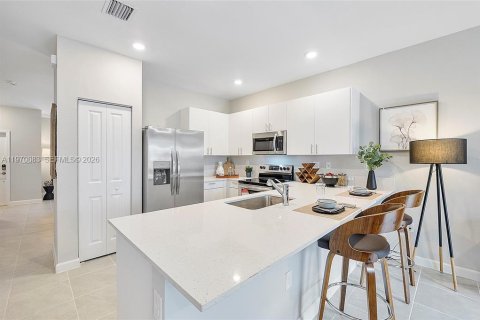 Adosado en venta en Homestead, Florida, 3 dormitorios, 143.53 m2 № 2031347 - foto 15