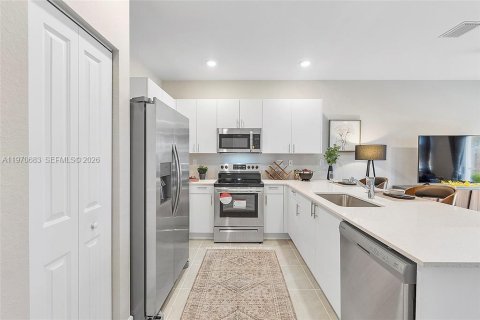 Adosado en venta en Homestead, Florida, 3 dormitorios, 143.53 m2 № 2031347 - foto 13