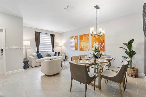 Adosado en venta en Homestead, Florida, 3 dormitorios, 143.53 m2 № 2031347 - foto 10