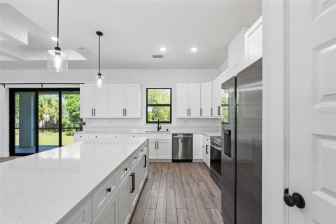 Casa en venta en Port Charlotte, Florida, 3 dormitorios, 156.82 m2 № 2232631 - foto 9