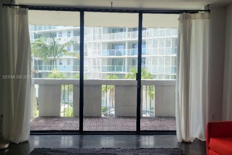 Copropriété à louer à Miami Beach, Floride: 50.17 m2 № 2243309 - photo 16
