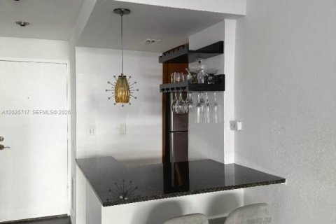 Copropriété à louer à Miami Beach, Floride: 50.17 m2 № 2243309 - photo 8