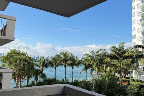 Copropriété à louer à Miami Beach, Floride: 50.17 m2 № 2243309 - photo 17