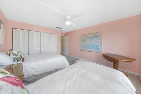 Купить кондоминиум в Сент-Питерсберг, Флорида 7 комнат, 176.98м2, № 2147630 - фото 26
