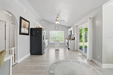 Casa en venta en Cape Coral, Florida, 3 dormitorios, 134.89 m2 № 2113608 - foto 13