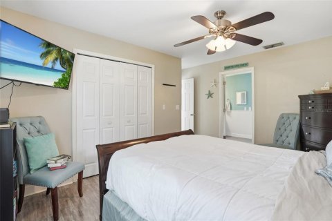 Casa en venta en Cape Coral, Florida, 3 dormitorios, 134.89 m2 № 2113608 - foto 17