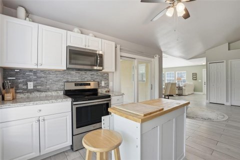 Casa en venta en Cape Coral, Florida, 3 dormitorios, 134.89 m2 № 2113608 - foto 16