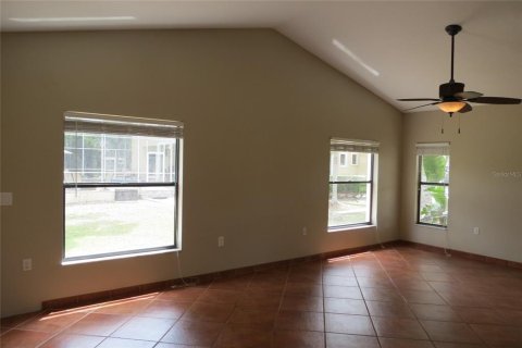 House in Odessa, Florida 3 bedrooms, 117.06 sq.m. № 1644471 - photo 24