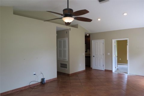House in Odessa, Florida 3 bedrooms, 117.06 sq.m. № 1644471 - photo 22