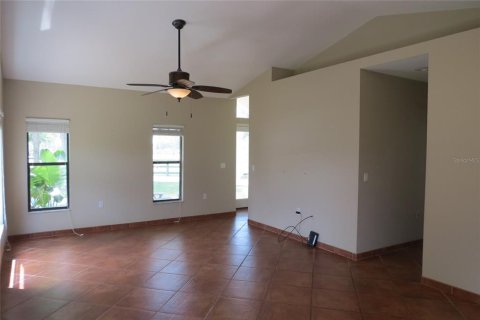House in Odessa, Florida 3 bedrooms, 117.06 sq.m. № 1644471 - photo 23