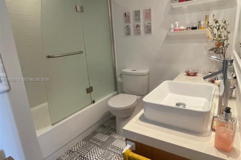 Купить кондоминиум в Майами-Бич, Флорида 1 спальня, 77.76м2, № 2023870 - фото 21