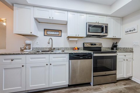 Copropriété à louer à Clearwater, Floride: 2 chambres, 79.25 m2 № 1829780 - photo 9