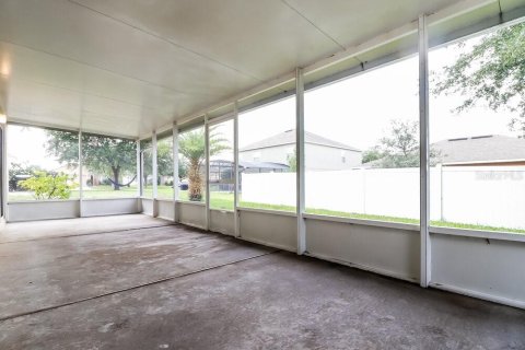 House in Haines City, Florida 4 bedrooms, 174.1 sq.m. № 1910228 - photo 16