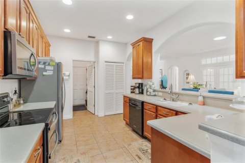 House in Okahumpka, Florida 3 bedrooms, 166.11 sq.m. № 1537052 - photo 23