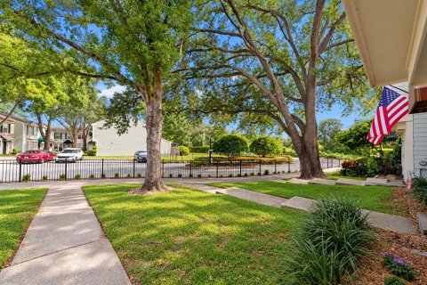 Touwnhouse à vendre à Tampa, Floride: 2 chambres, 83.24 m2 № 2391063 - photo 17