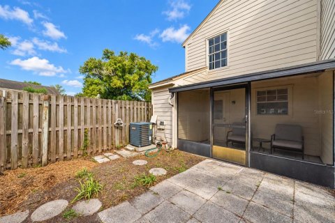 Touwnhouse à vendre à Tampa, Floride: 2 chambres, 83.24 m2 № 2391063 - photo 16