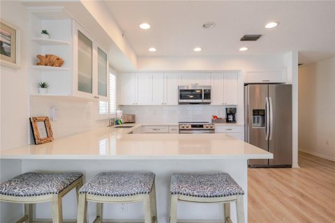 Copropriété à vendre à Indian Rocks Beach, Floride: 2 chambres, 105.44 m2 № 2412567 - photo 7
