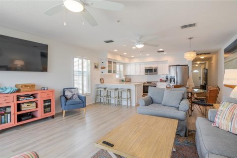 Copropriété à vendre à Indian Rocks Beach, Floride: 2 chambres, 105.44 m2 № 2412567 - photo 11