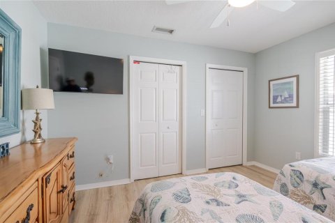 Copropriété à vendre à Indian Rocks Beach, Floride: 2 chambres, 105.44 m2 № 2412567 - photo 22